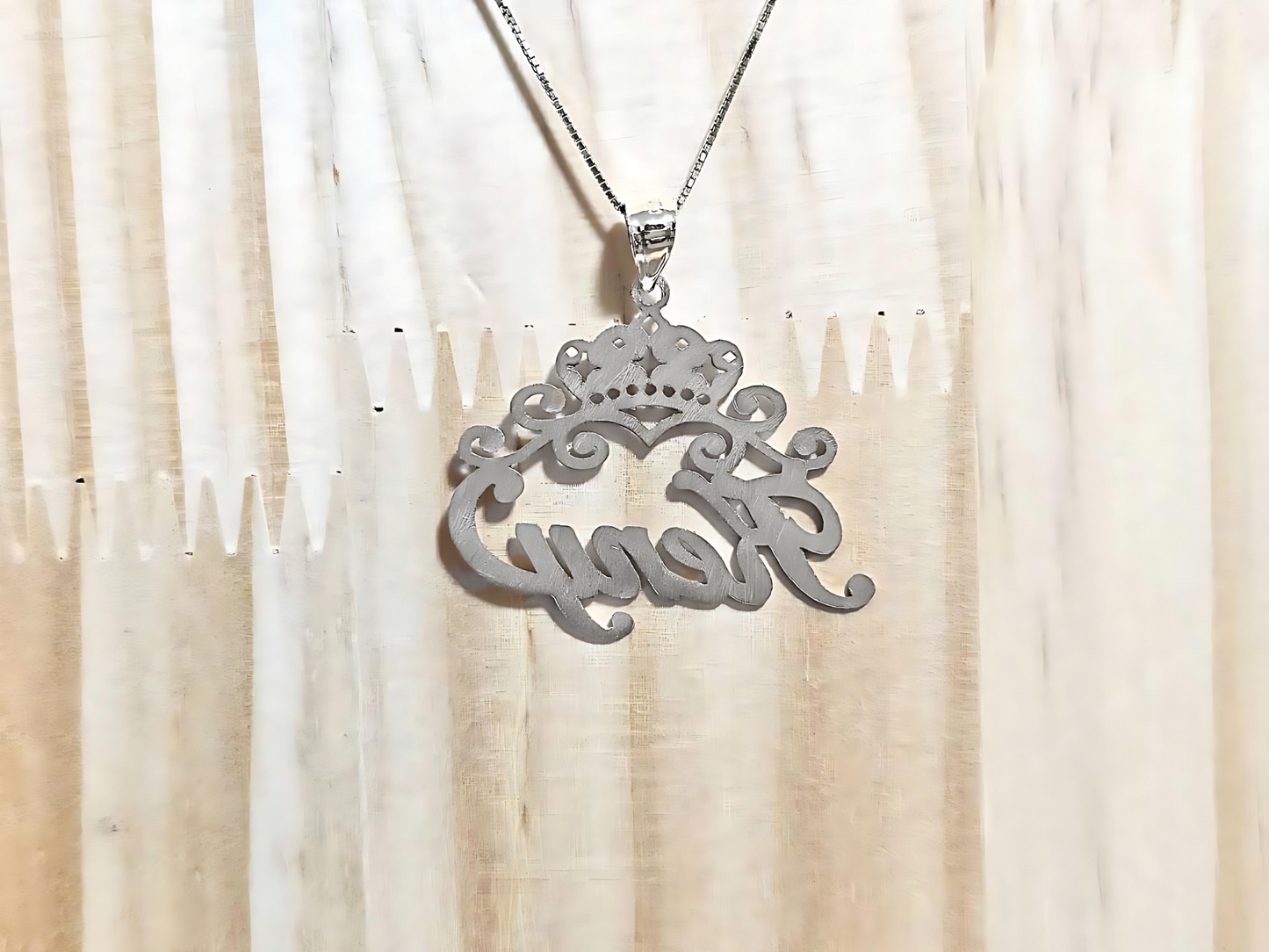 925 Sterling Silver Name Pendant Necklace with Crown