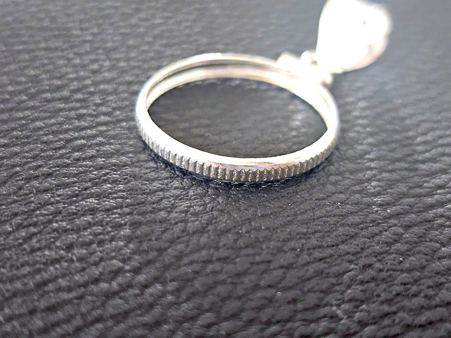 925 Sterling Silver Screw Top Simple Bezel for 18mm Dime 10 Cent Coins