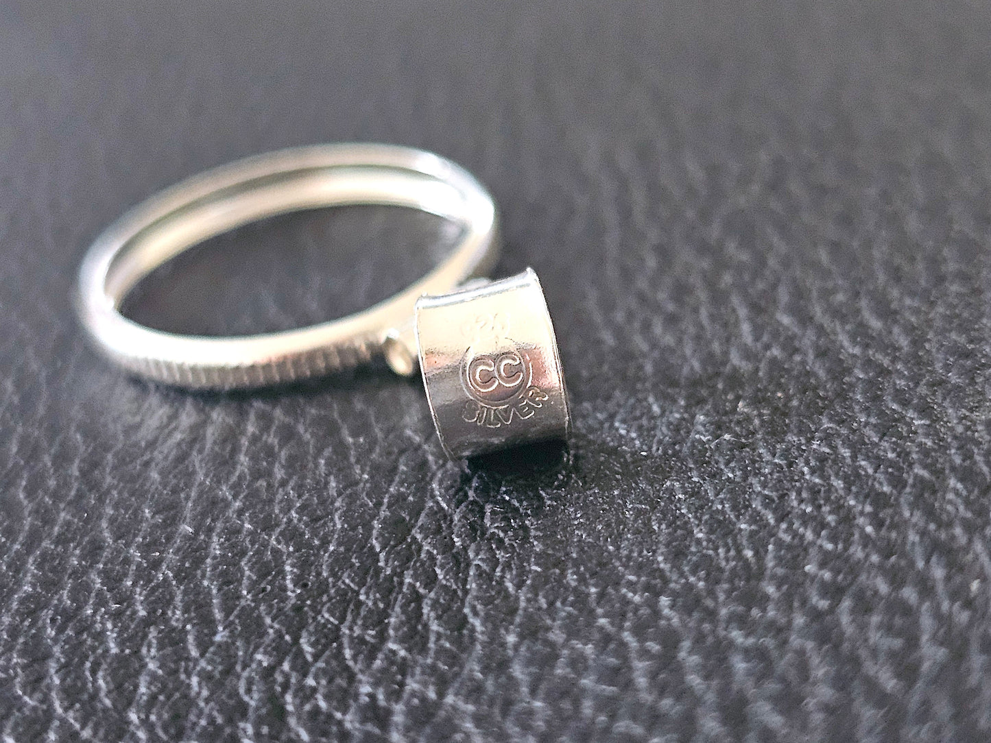 925 Sterling Silver Screw Top Simple Bezel for 18mm Dime 10 Cent Coins