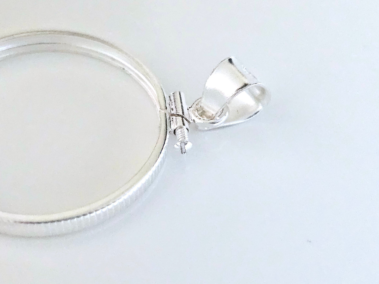 925 Sterling Silver Screw Top Simple Bezel for 26mm Susan B Anthony Sacagawea Dollar Coins
