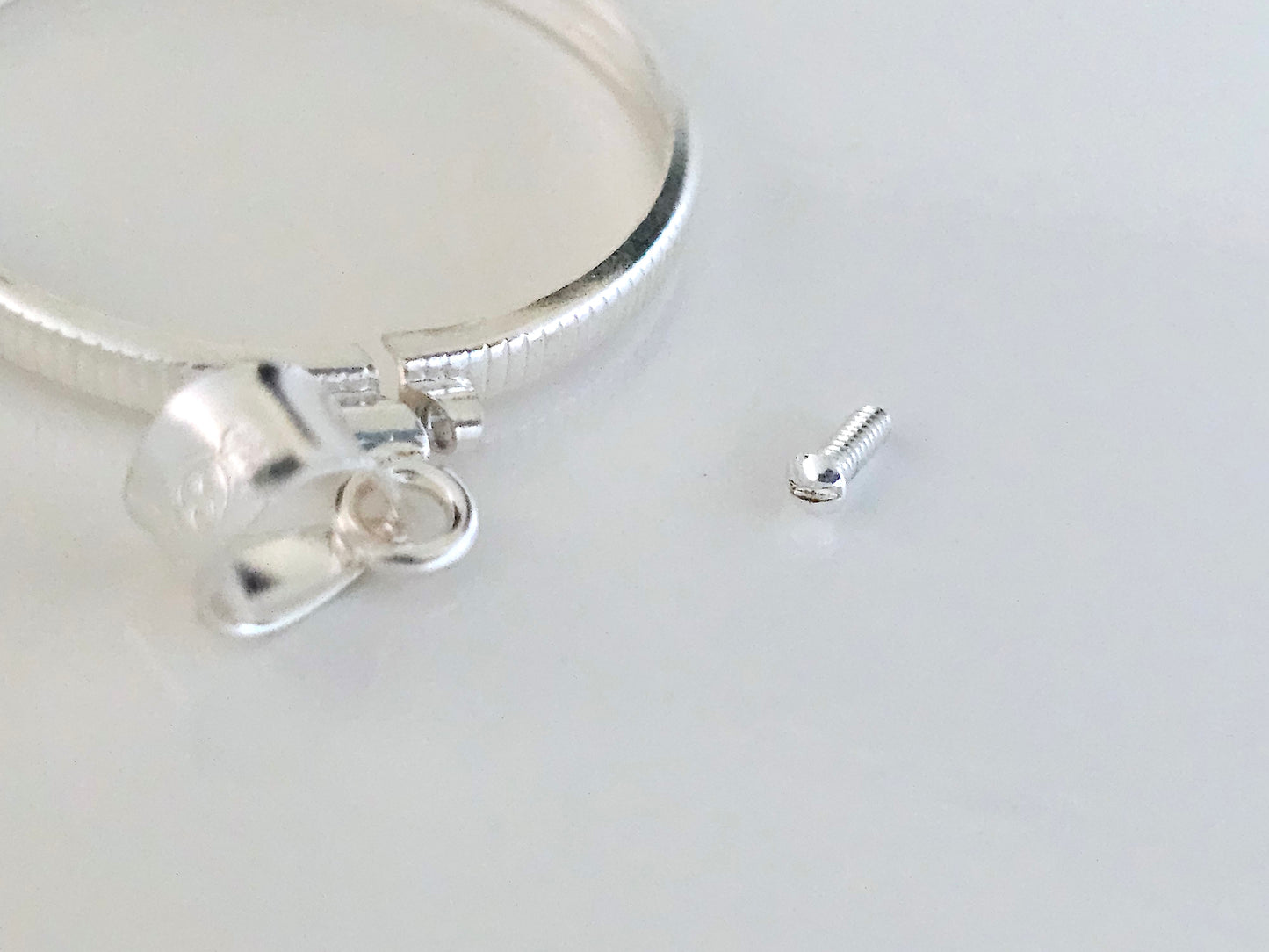 925 Sterling Silver Screw Top Simple Bezel for 26mm Susan B Anthony Sacagawea Dollar Coins