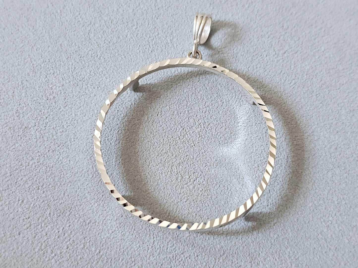 925 Sterling Silver Prong Back Diamond Cut Bezel for 39mm 1 oz Silver Rounds Casino Chips Mexican Cien Pesos Coins