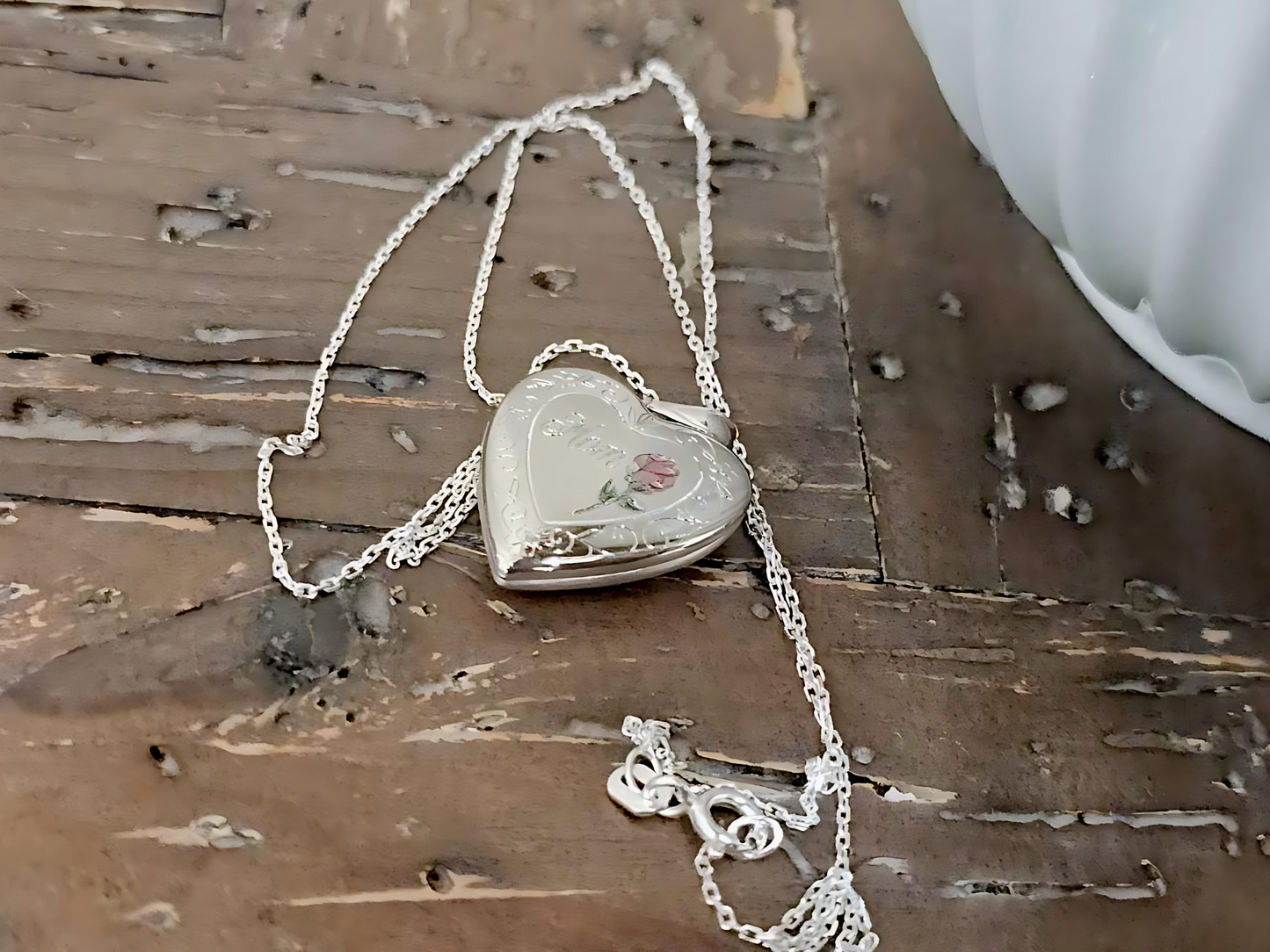 925 Sterling Silver 3/4inches Heart Locket Pendant for Mom with a Red Rose