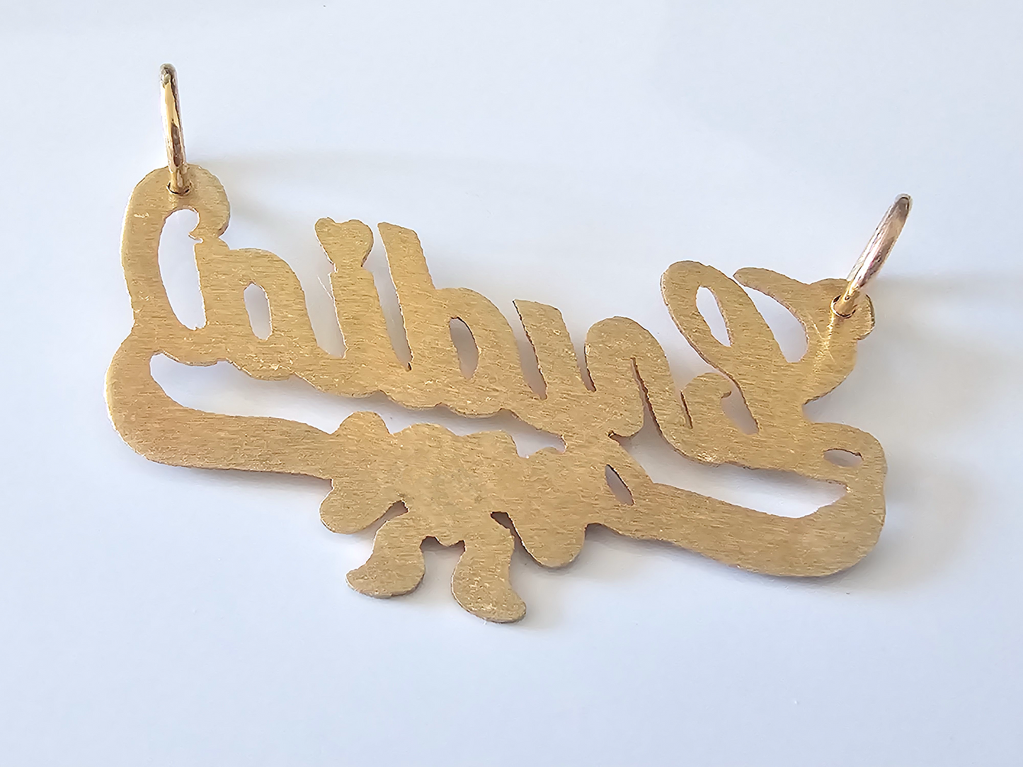 10K Solid Yellow Gold Name Pendant Necklace with Heart Bow Banner