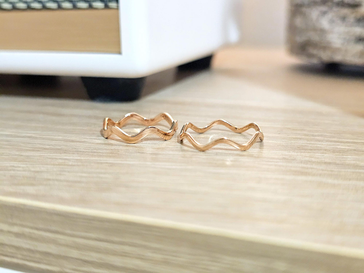 14K Solid Gold Handmade Wavy Curves Ring Band