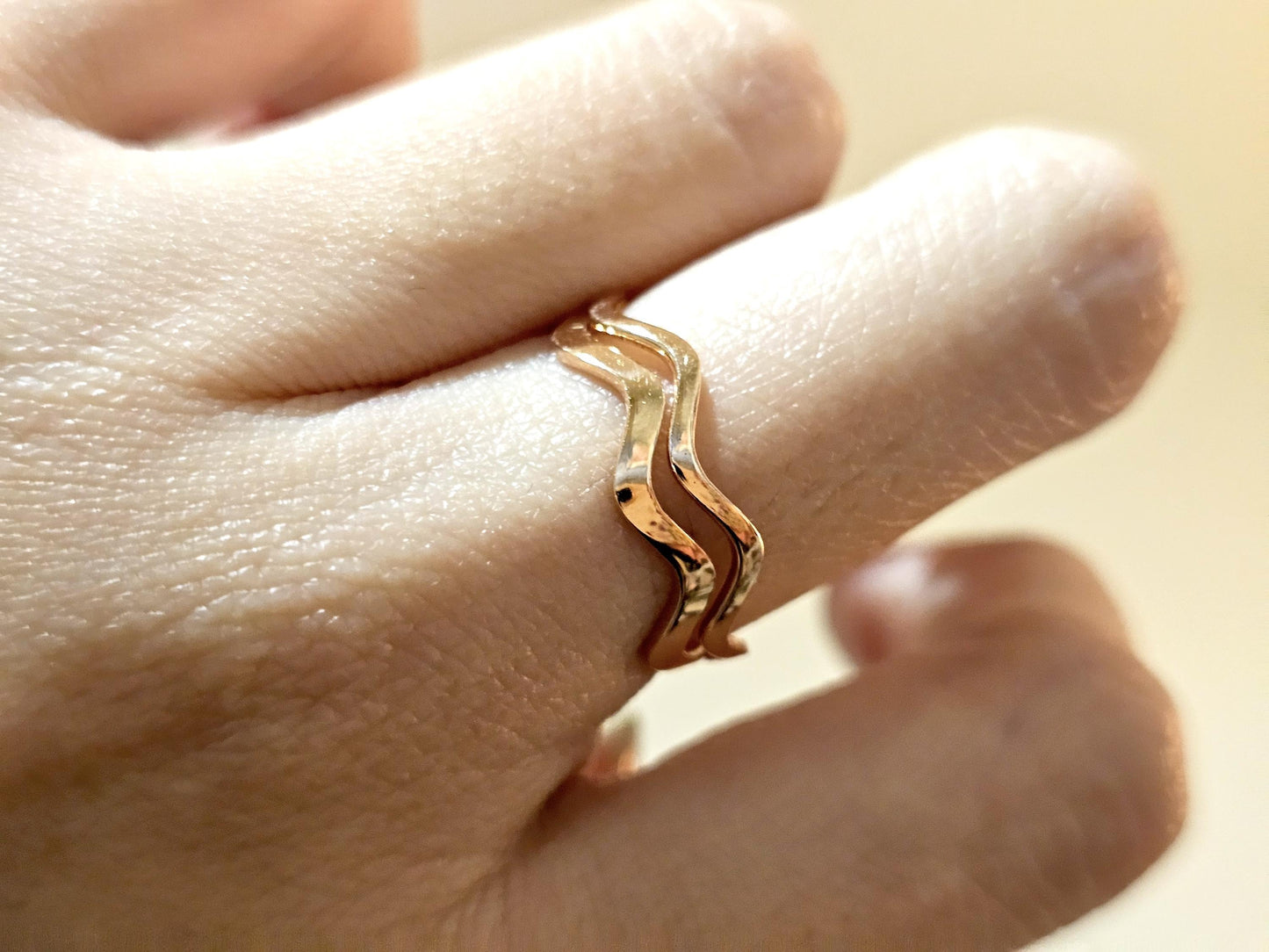 14K Solid Gold Handmade Wavy Curves Ring Band