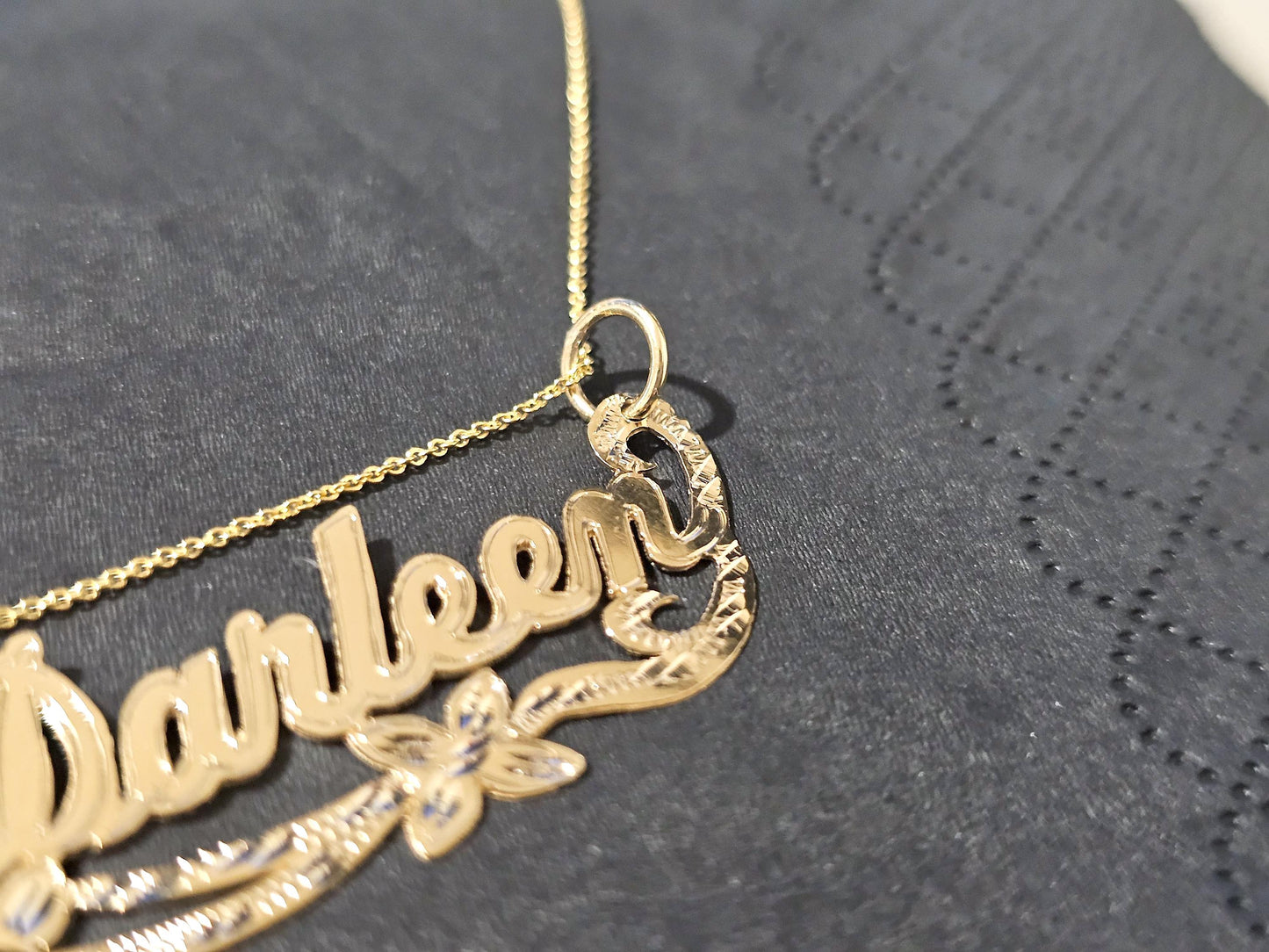 10K Solid Yellow Gold Name Pendant Necklace with Double Flower Ribbon