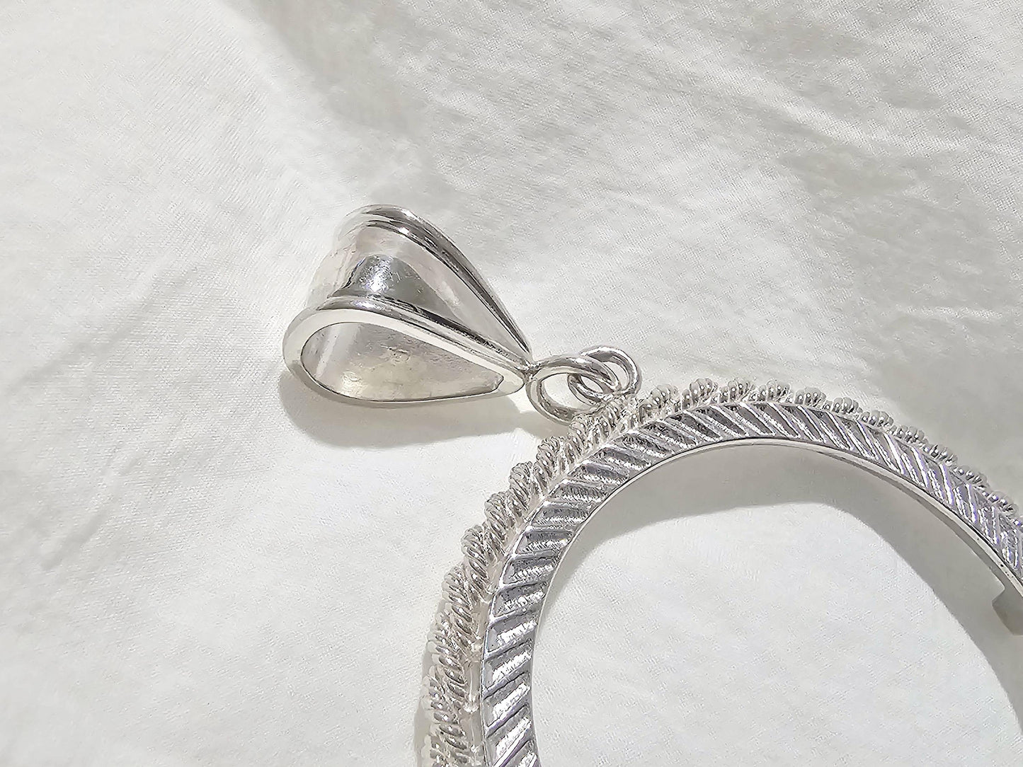 925 Sterling Silver Rope Edge Bezel for 36mm 1 Onza Plata Libertad Coins