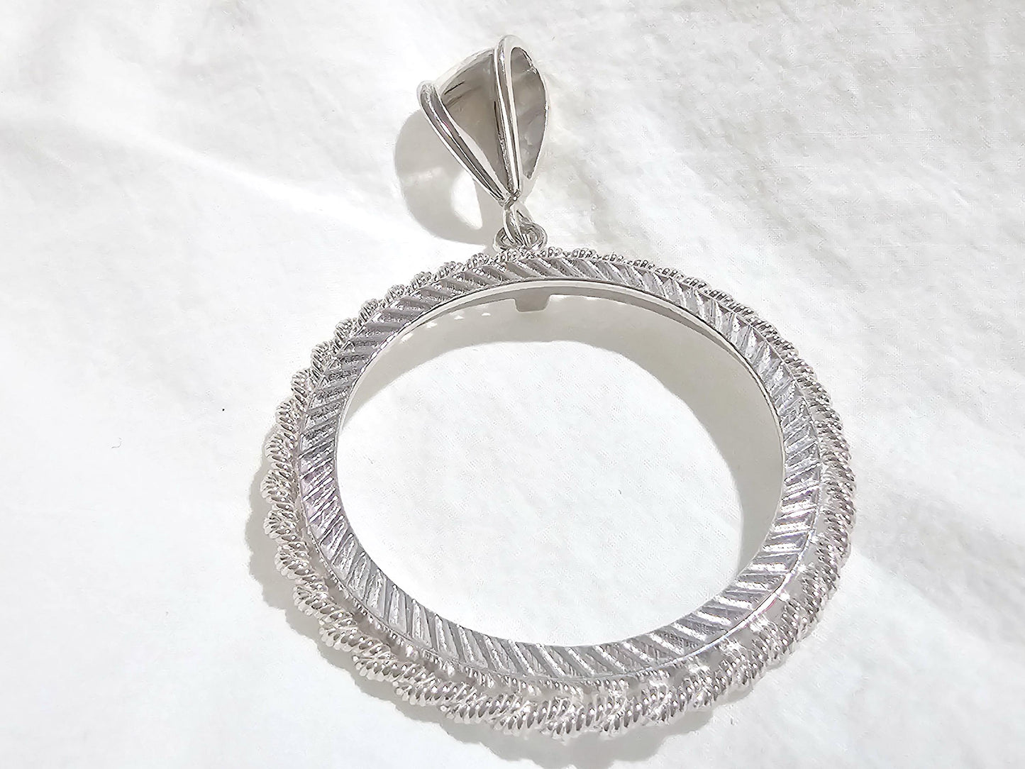 925 Sterling Silver Rope Edge Bezel for 36mm 1 Onza Plata Libertad Coins