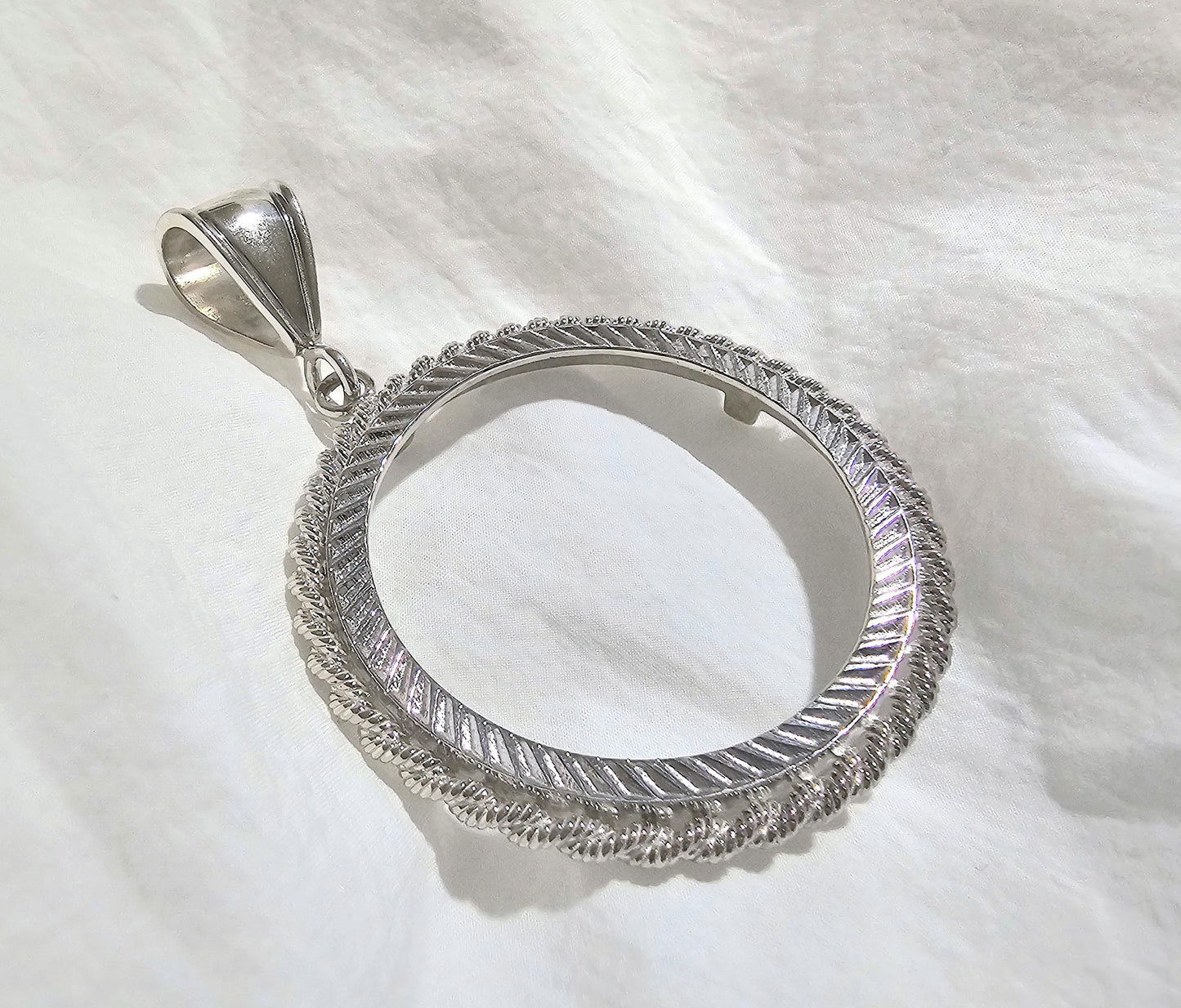 925 Sterling Silver Rope Edge Bezel for 36mm 1 Onza Plata Libertad Coins
