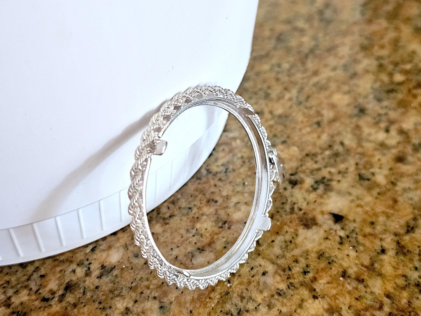 925 Sterling Silver Rope Edge Bezel for 34mm Mexican 1 Peso Coins