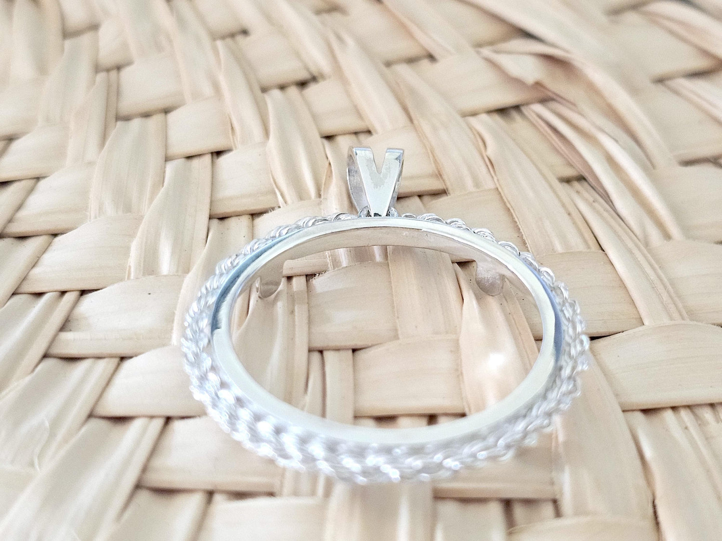 925 Sterling Silver Rope Edge Bezel for 26mm Susan B Anthony Sacagawea Dollar Coins