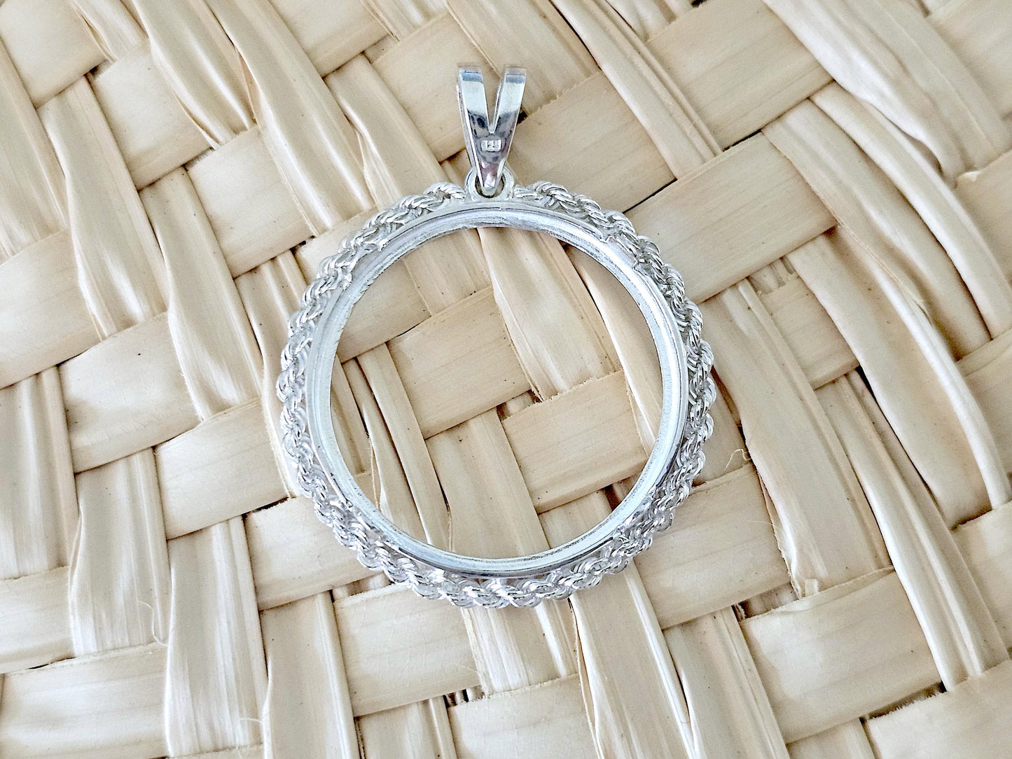 925 Sterling Silver Rope Edge Bezel for 26mm Susan B Anthony Sacagawea Dollar Coins
