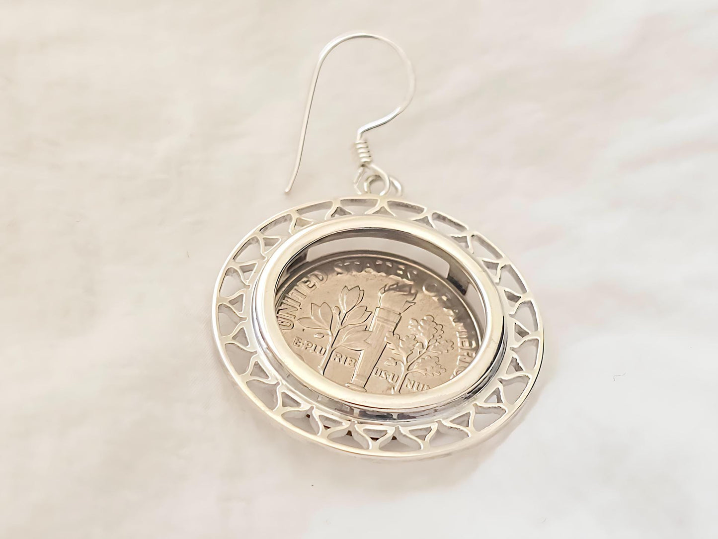 925 Sterling Silver Prong Back Filigree Edge Bezel Earring for 18mm 10 Cent Coins