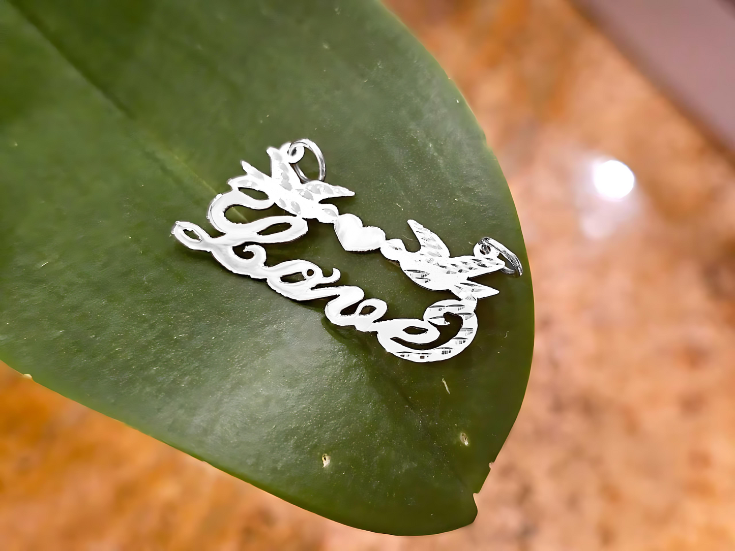 925 Sterling Silver Name Pendant Necklace with Beautiful Doves and Solid Heart