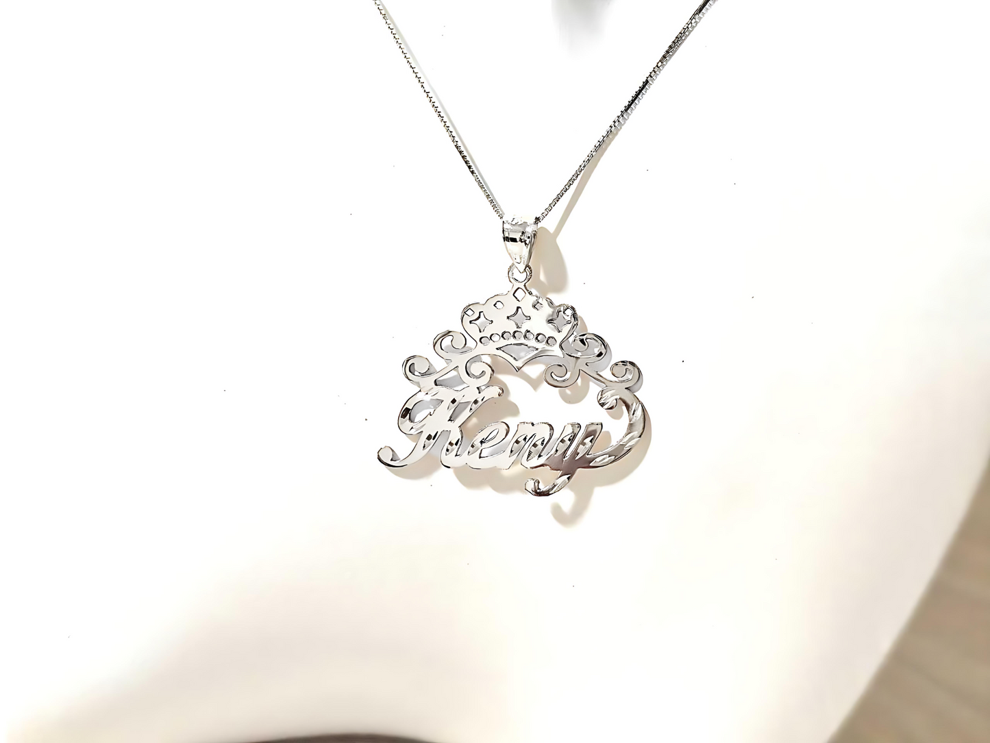 925 Sterling Silver Name Pendant Necklace with Crown