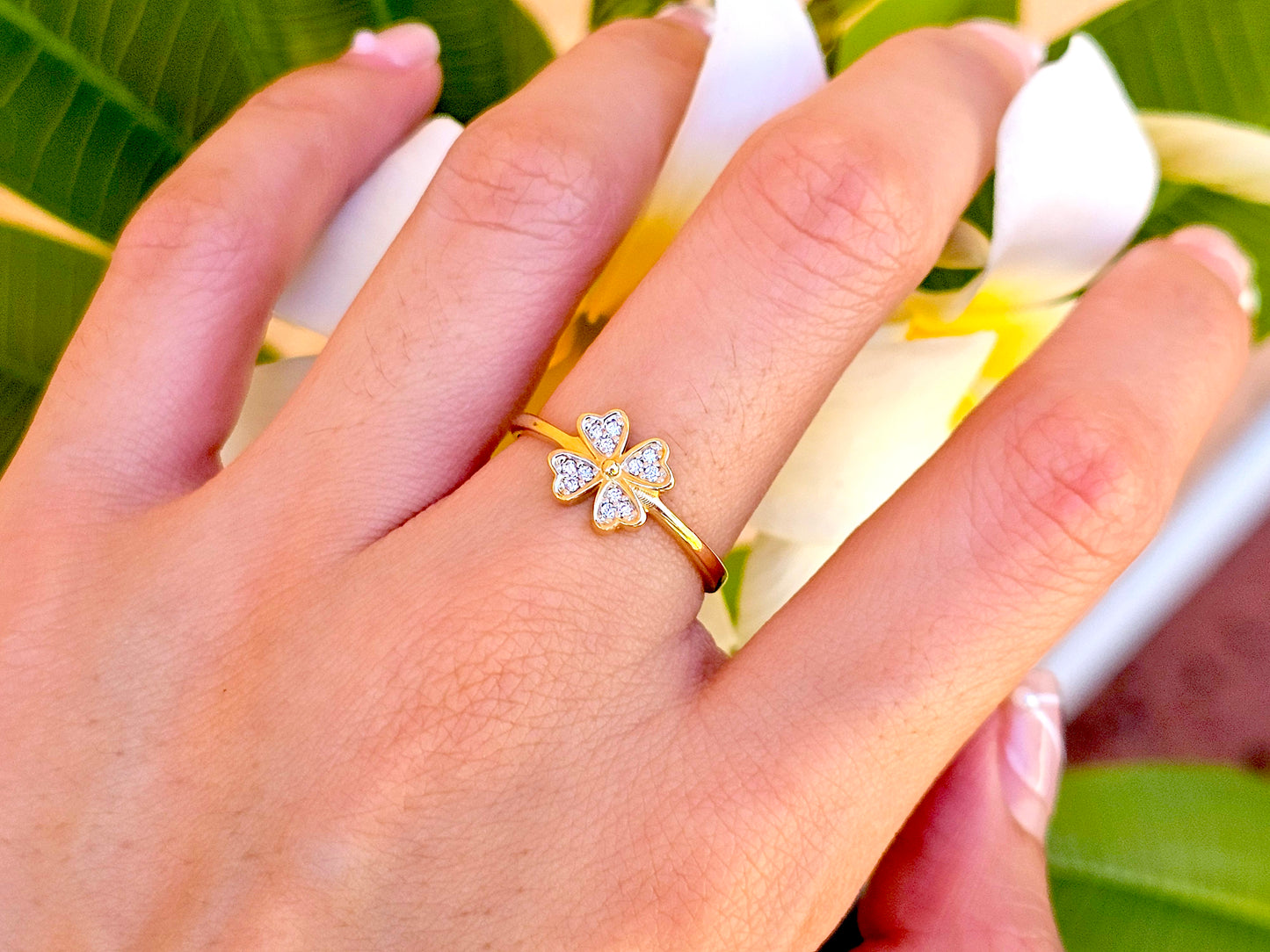 14K Solid Yellow Gold Four Leaf Clover Ring Band with CZ Stones