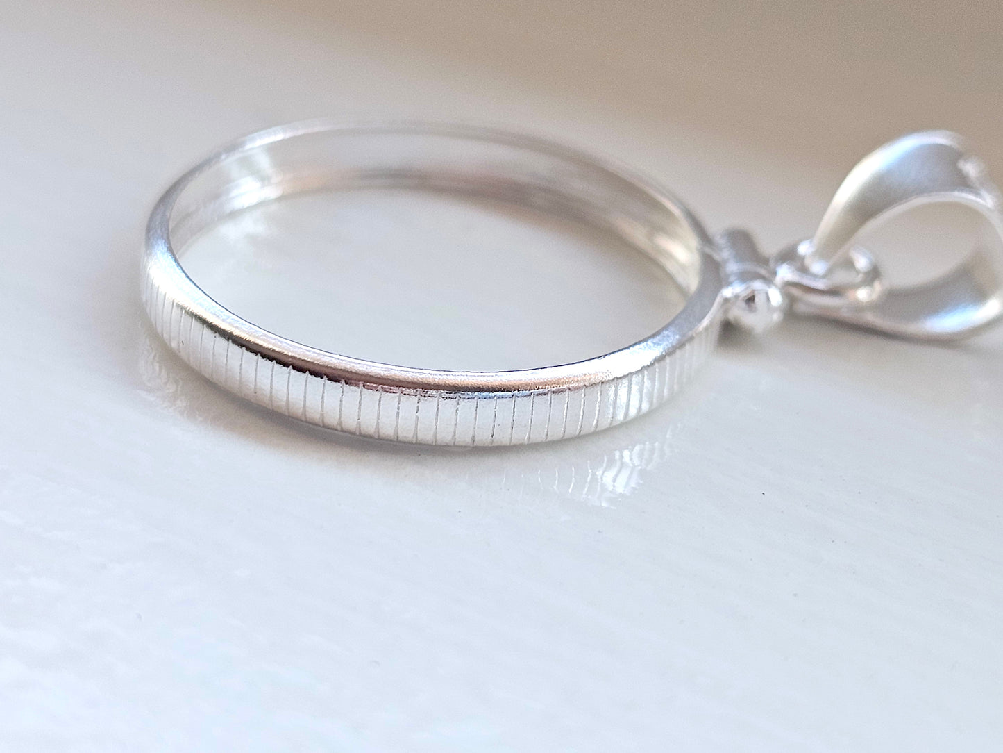 925 Sterling Silver Screw Top Simple Bezel for 21mm Nickel 5 Cent Coins