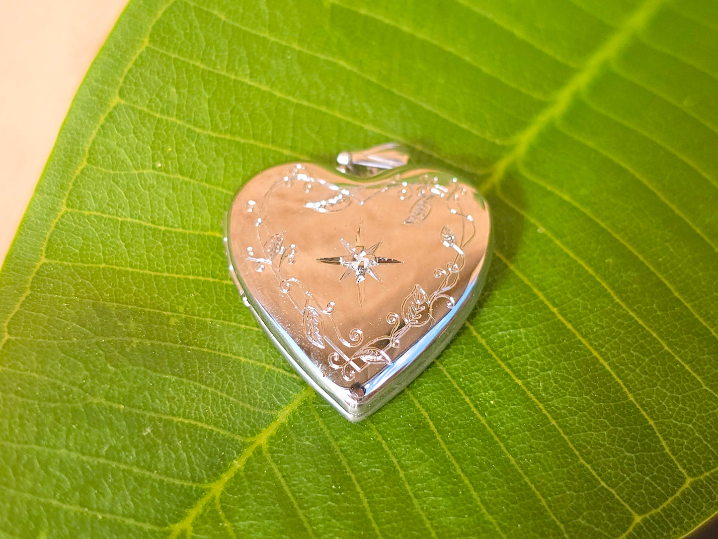 925 Sterling Silver Diamond Heart Locket Pendant with Engraved Star
