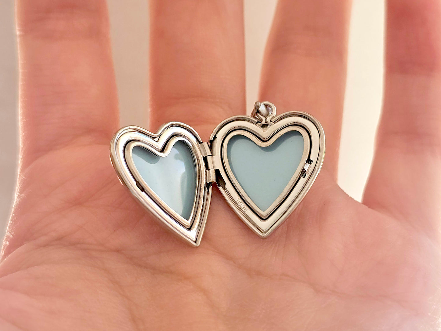 925 Sterling Silver Diamond Heart Locket Pendant with Engraved Star