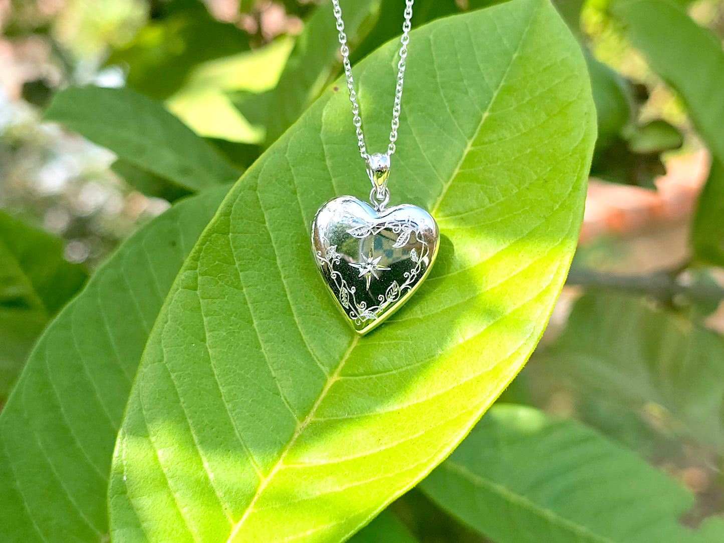 925 Sterling Silver Diamond Heart Locket Pendant with Engraved Star