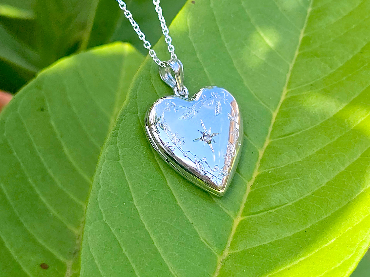925 Sterling Silver Diamond Heart Locket Pendant with Engraved Star