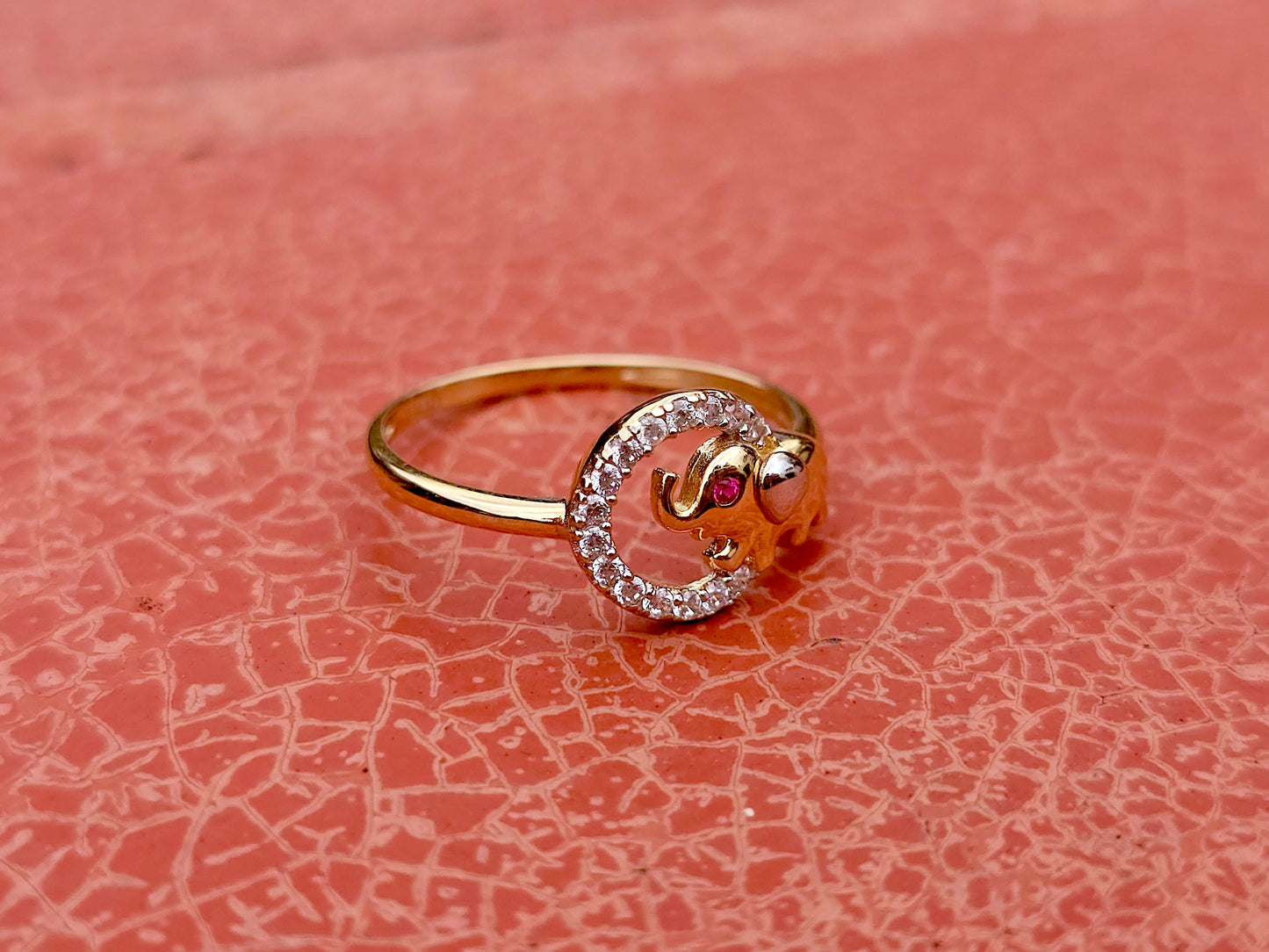 14K Solid Yellow Gold Elephant in a Circle Ring Band with CZ Stone