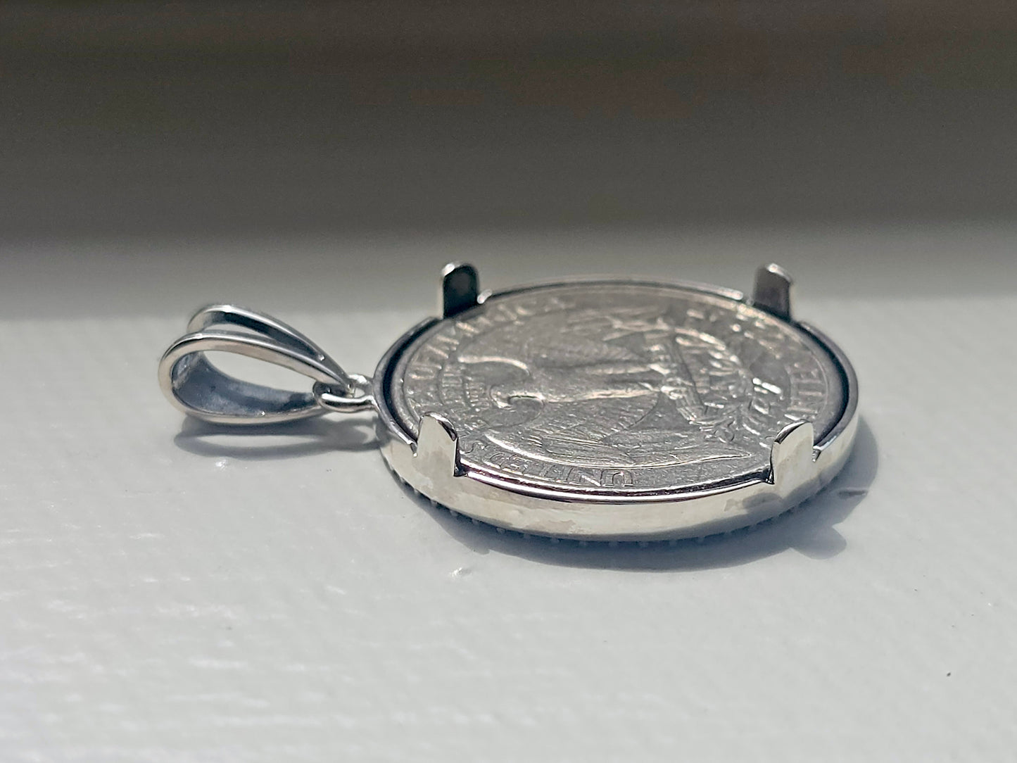 925 Sterling Silver Prong Back Illusion Edge Bezel for 24mm Quarters 25 Cents Coins
