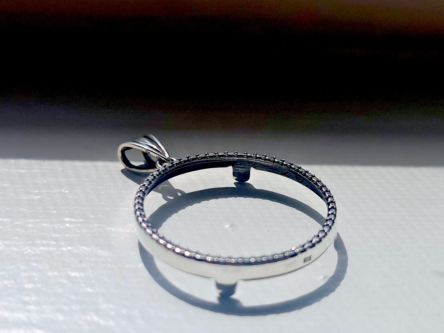 925 Sterling Silver Prong Back Illusion Edge Bezel for 26mm Susan B Anthony Dollar Coin