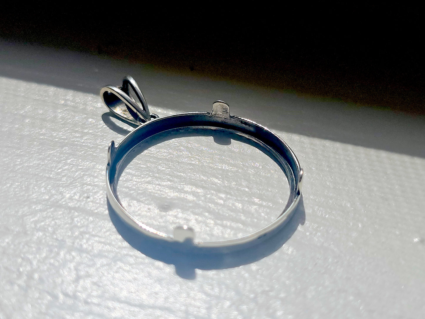 925 Sterling Silver Prong Back Illusion Edge Bezel for 26mm Susan B Anthony Dollar Coin