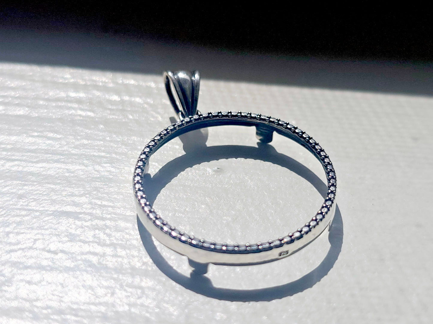 925 Sterling Silver Prong Back Illusion Edge Bezel for 26mm Susan B Anthony Dollar Coin