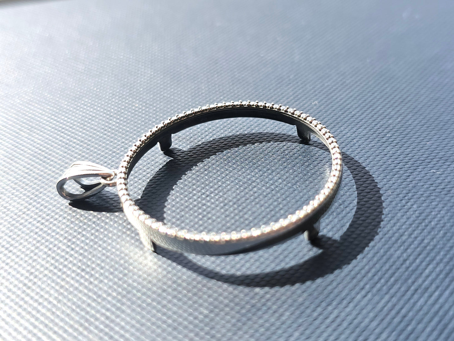 925 Sterling Silver Prong Back Illusion Edge Bezel for 34mm Mexican 1 Peso Coins