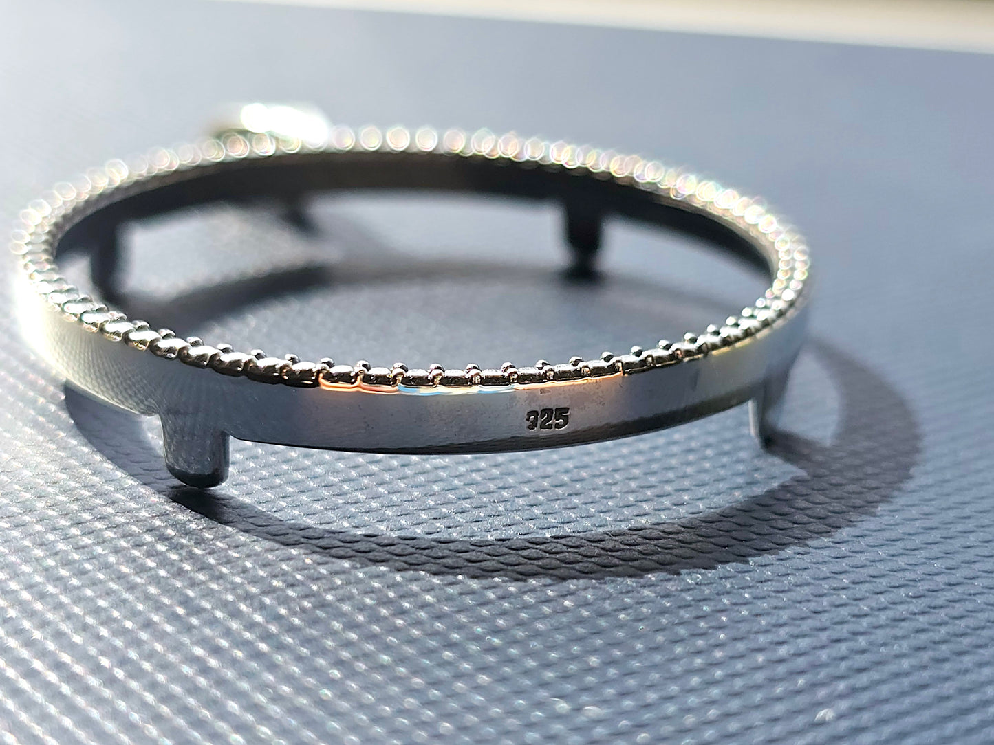 925 Sterling Silver Prong Back Illusion Edge Bezel for 34mm Mexican 1 Peso Coins