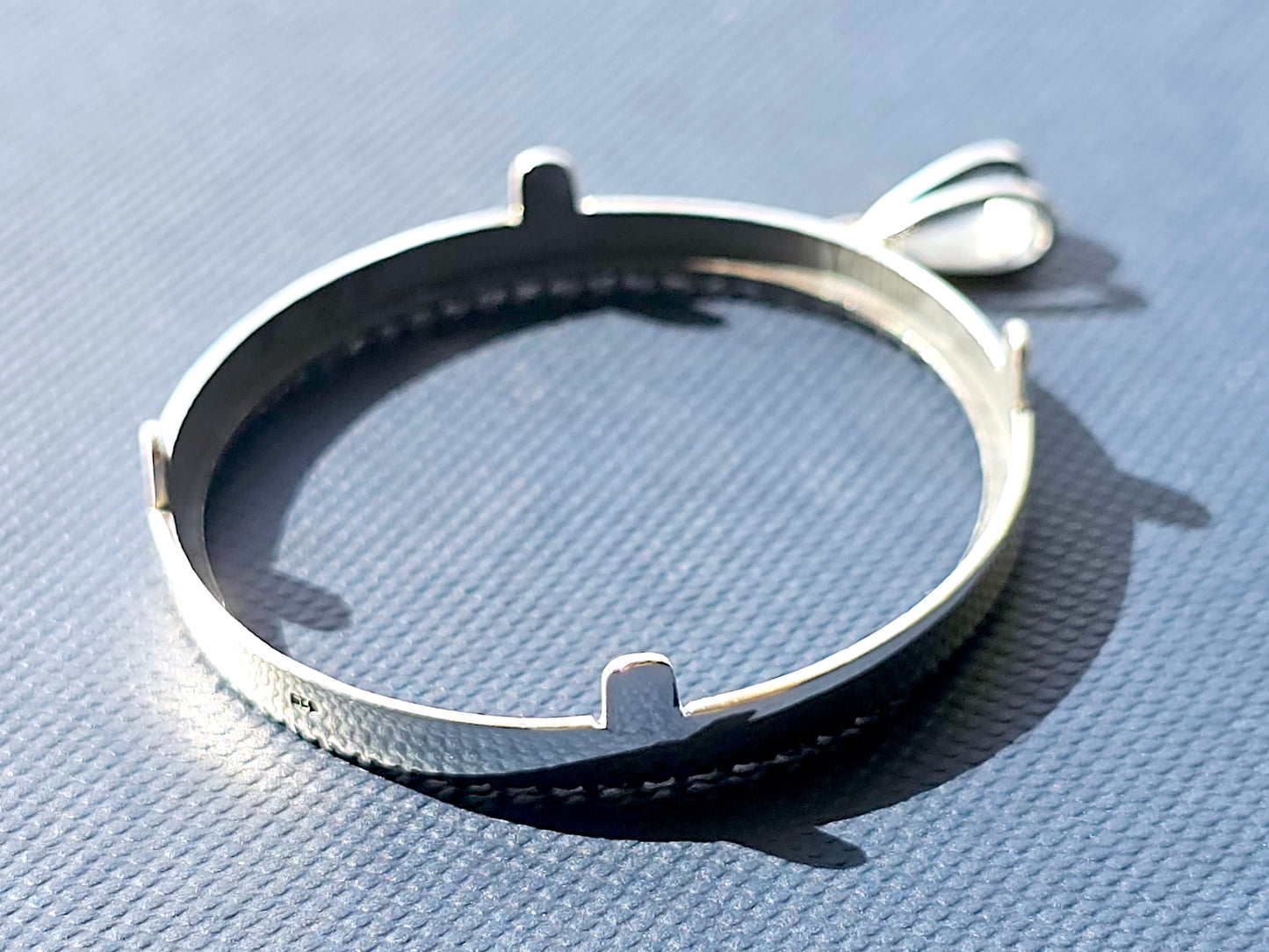 925 Sterling Silver Prong Back Illusion Edge Bezel for 38mm 1 Dollar Coins