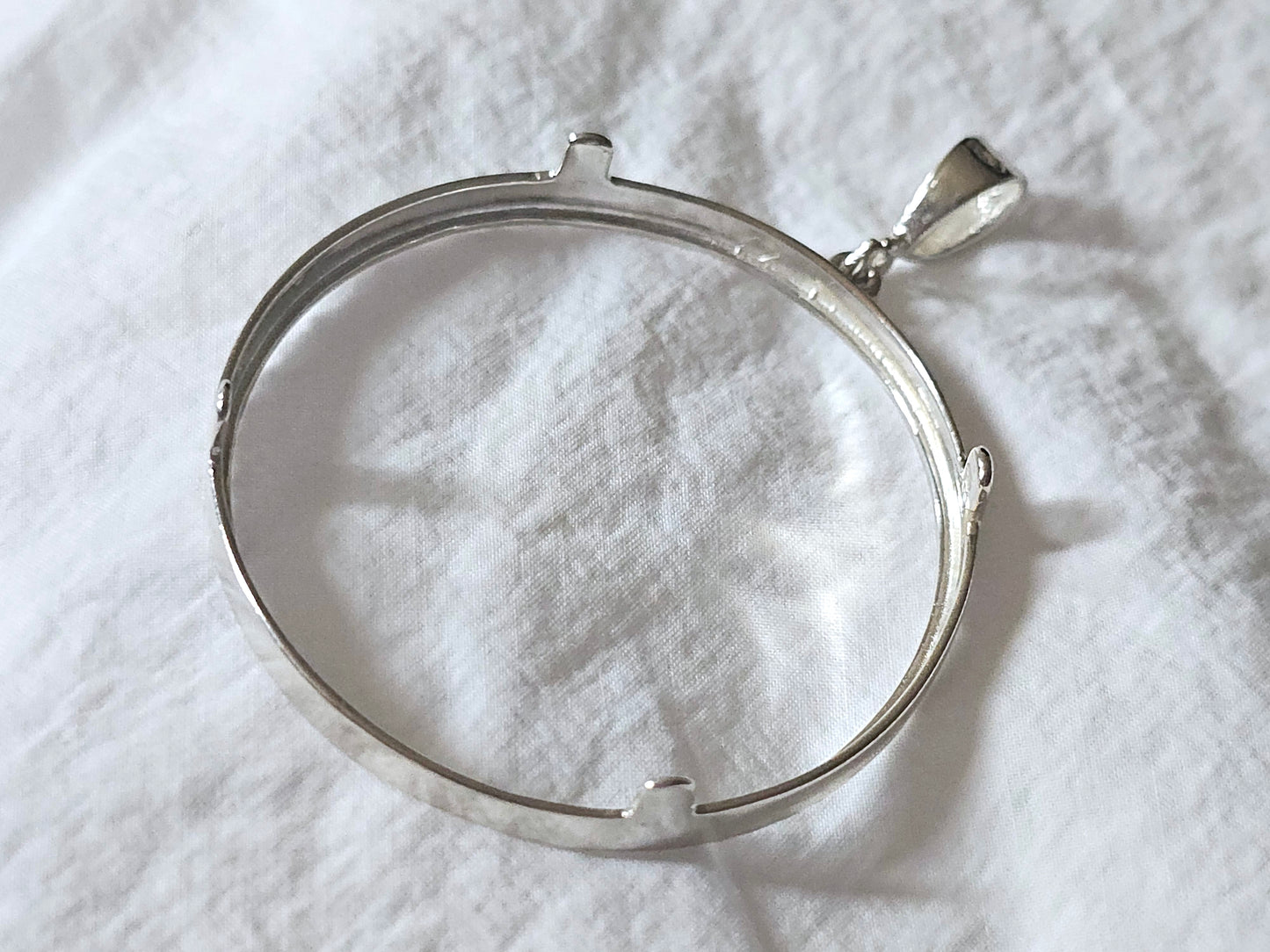 925 Sterling Silver Prong Back Diamond Cut Bezel for 38mm 1 Dollar Coins