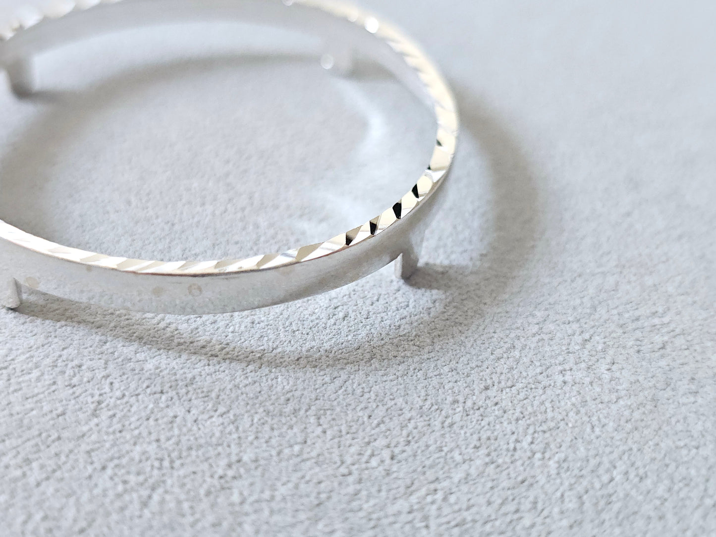 925 Sterling Silver Prong Back Diamond Cut Bezel for 41mm 1 oz Coins