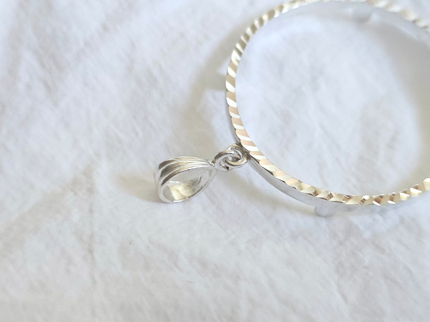 925 Sterling Silver Prong Back Diamond Cut Bezel for 34mm Mexican 1 Peso Coins