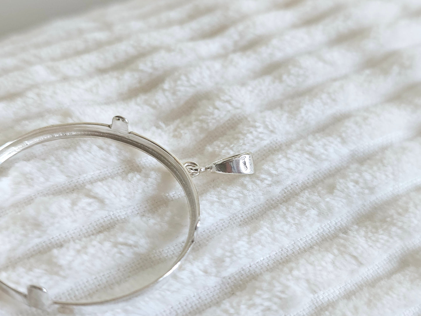 925 Sterling Silver Prong Back Diamond Cut Bezel for 36mm Coins