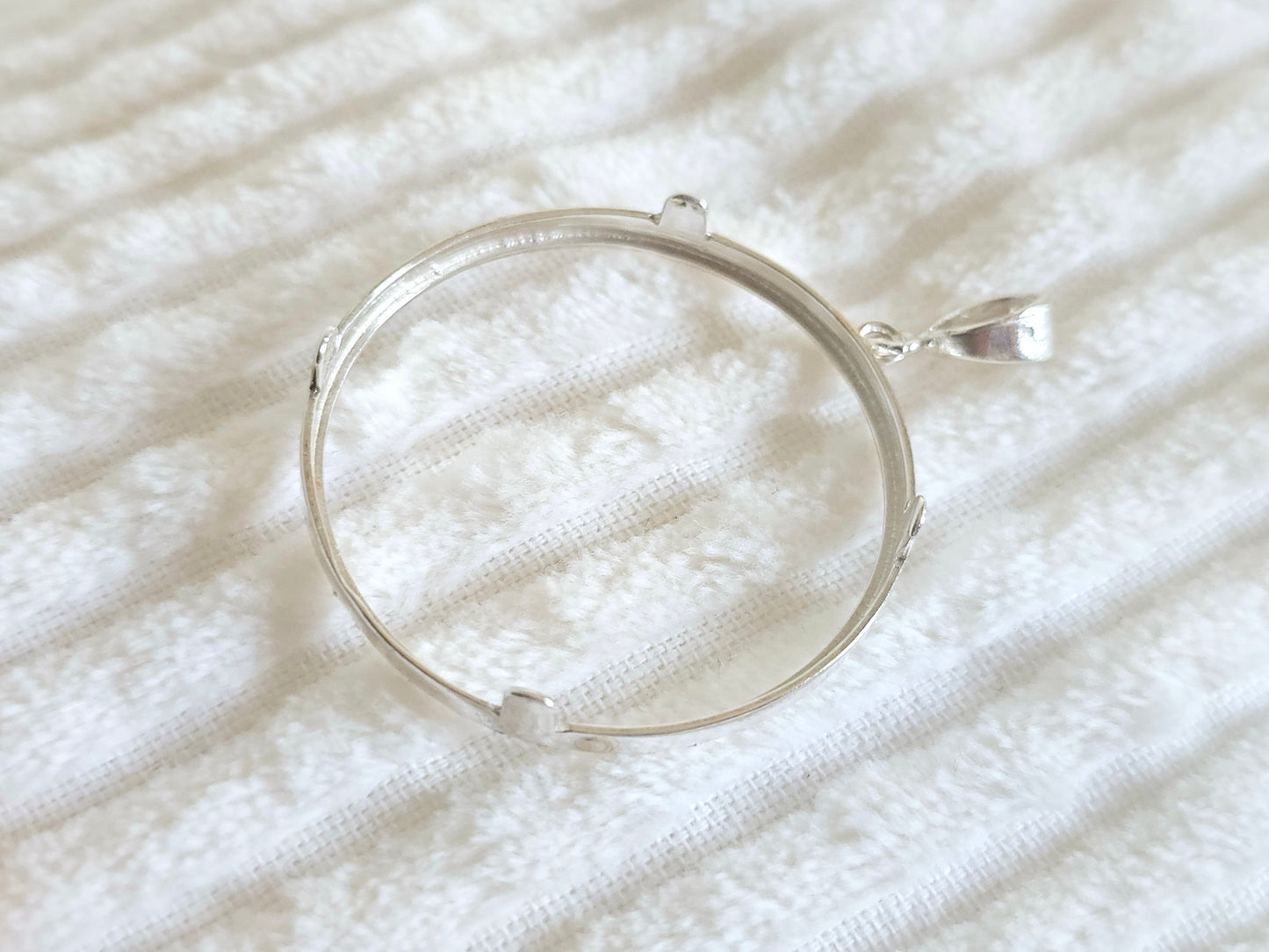 925 Sterling Silver Prong Back Diamond Cut Bezel for 36mm Coins