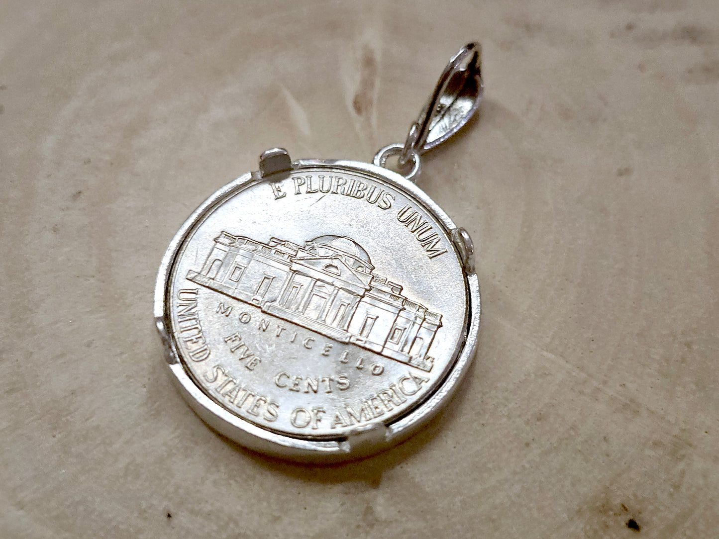 925 Sterling Silver Prong Back Diamond Cut for 22mm Nickel 5 Cent Coins