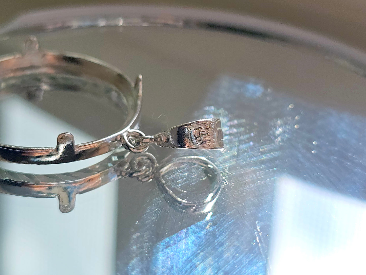 925 Sterling Silver Prong Back Diamond Cut Bezel for 24mm Quarter 25Cent Coins