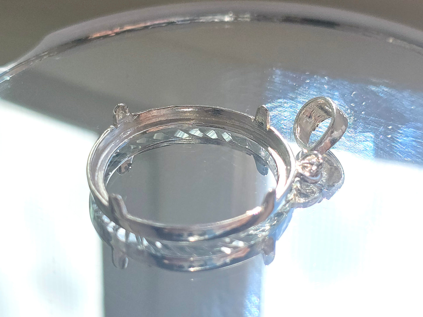 925 Sterling Silver Prong Back Diamond Cut Bezel for 24mm Quarter 25Cent Coins