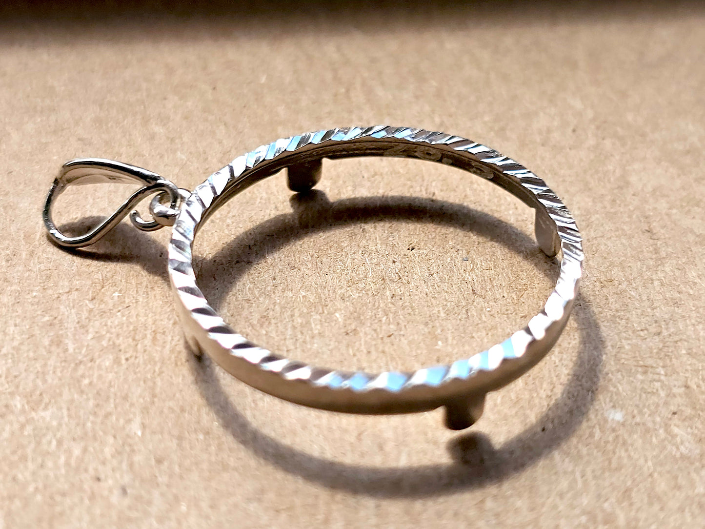 925 Sterling Silver Prong Back Diamond Cut Bezel for 26mm Coins