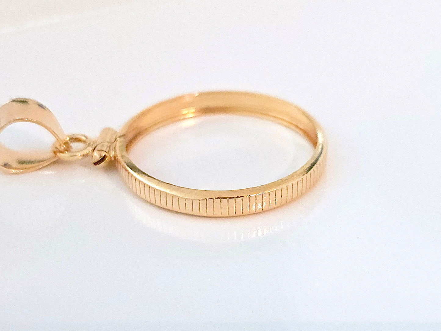 14K Gold Filled Screw Top Coin Edge Bezel for 21mm Nickel 5 Cent Coins