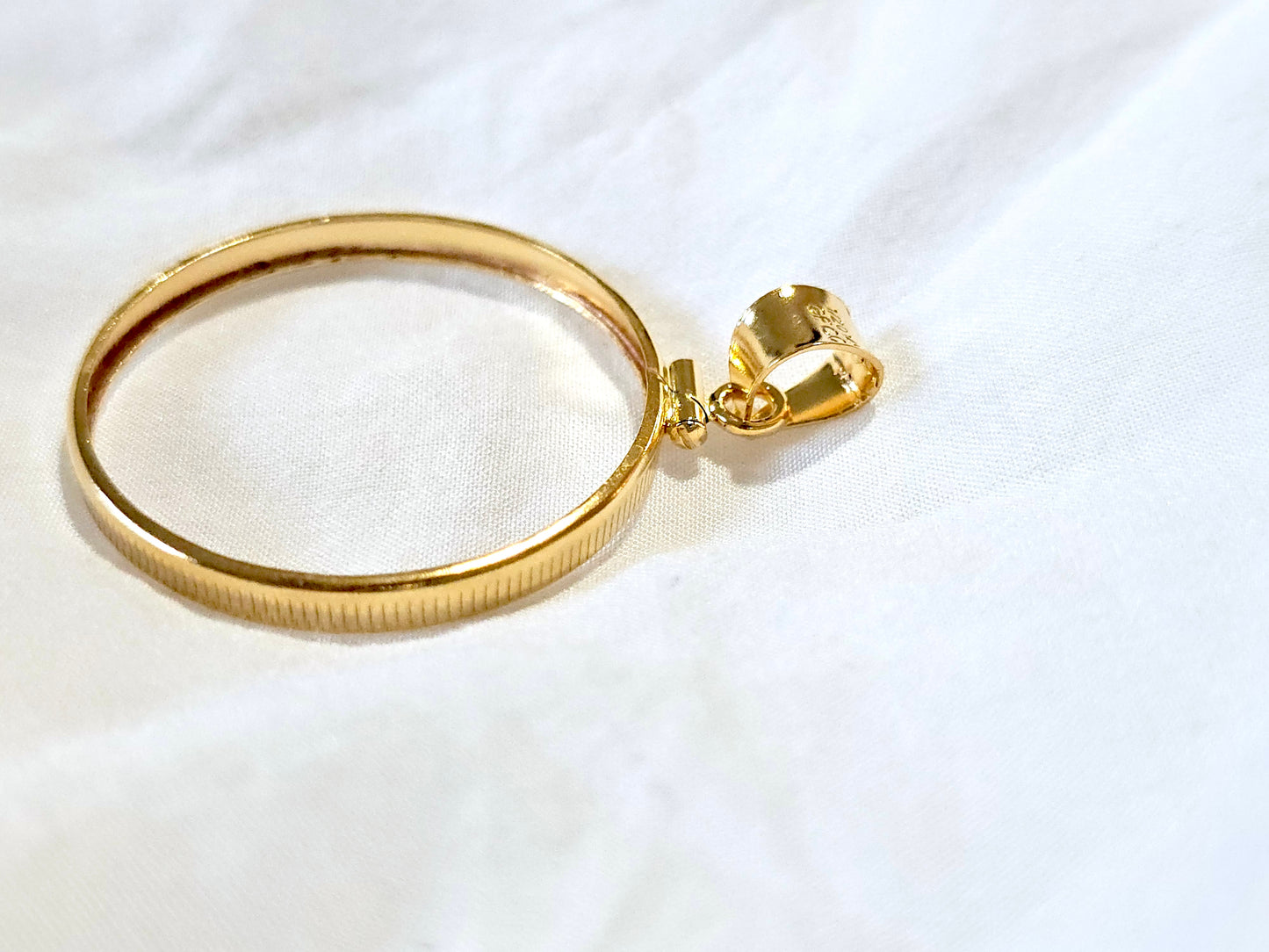 14K Gold Filled Screw Top Coin Edge Bezel for 30mm Half Dollar 50 Cents Coins