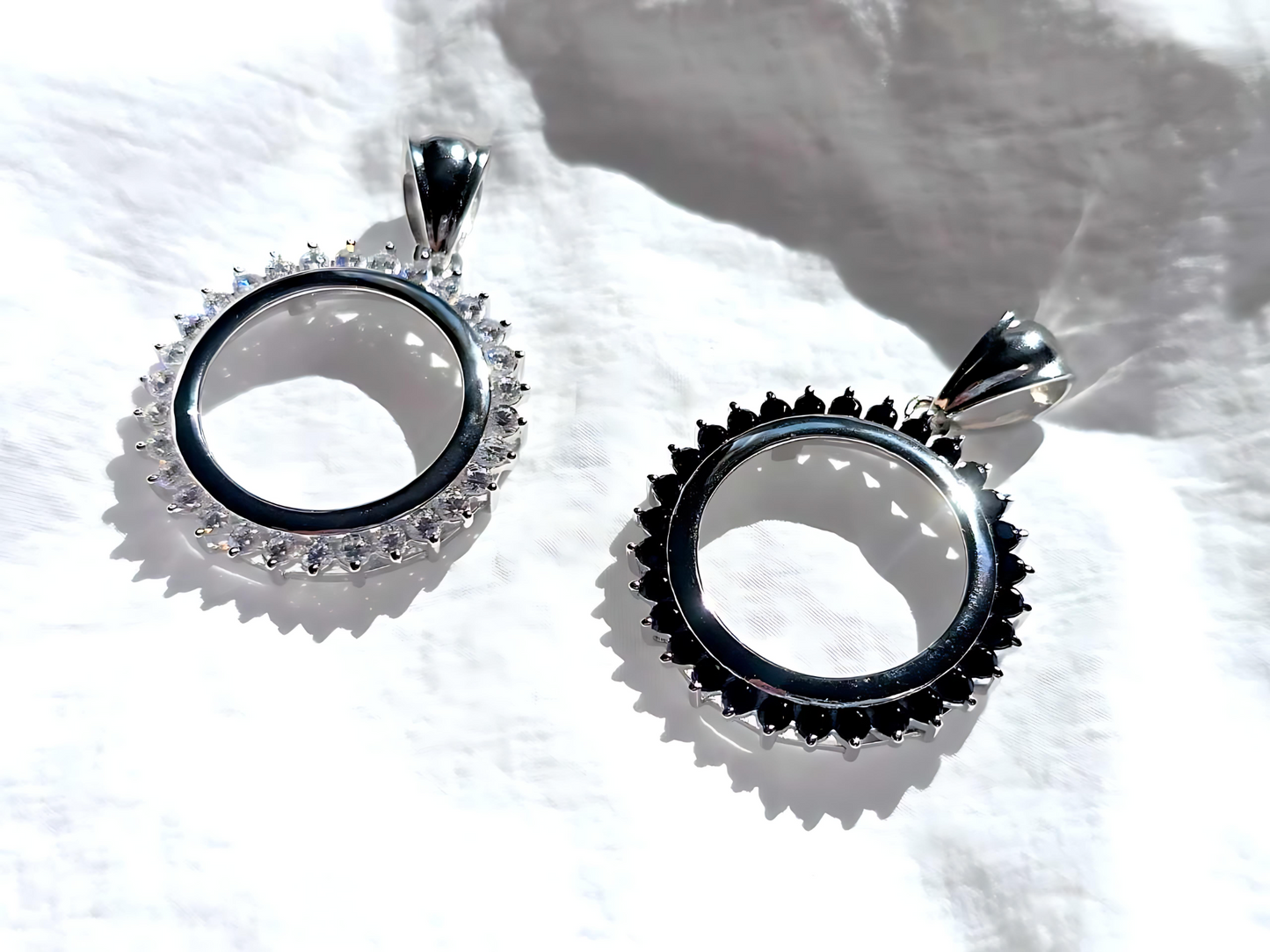 925 Sterling Silver Prong Back Cubic Zirconia CZ Halo Bezel for 18mm Dime 10 Cent Coins