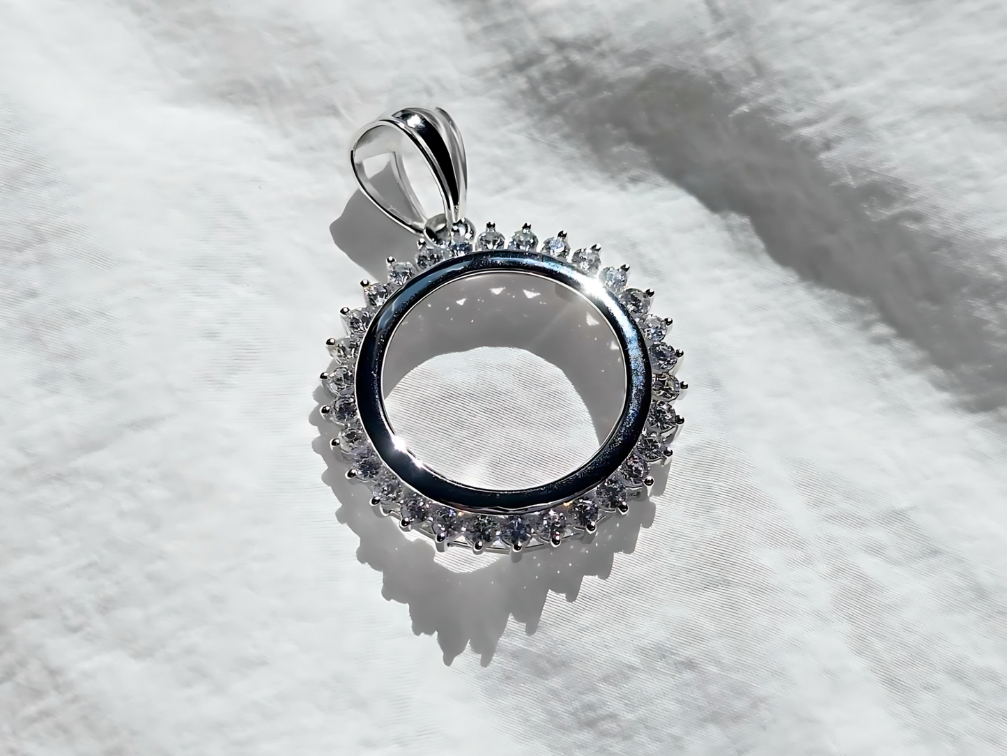 925 Sterling Silver Prong Back Cubic Zirconia CZ Halo Bezel for 18mm Dime 10 Cent Coins