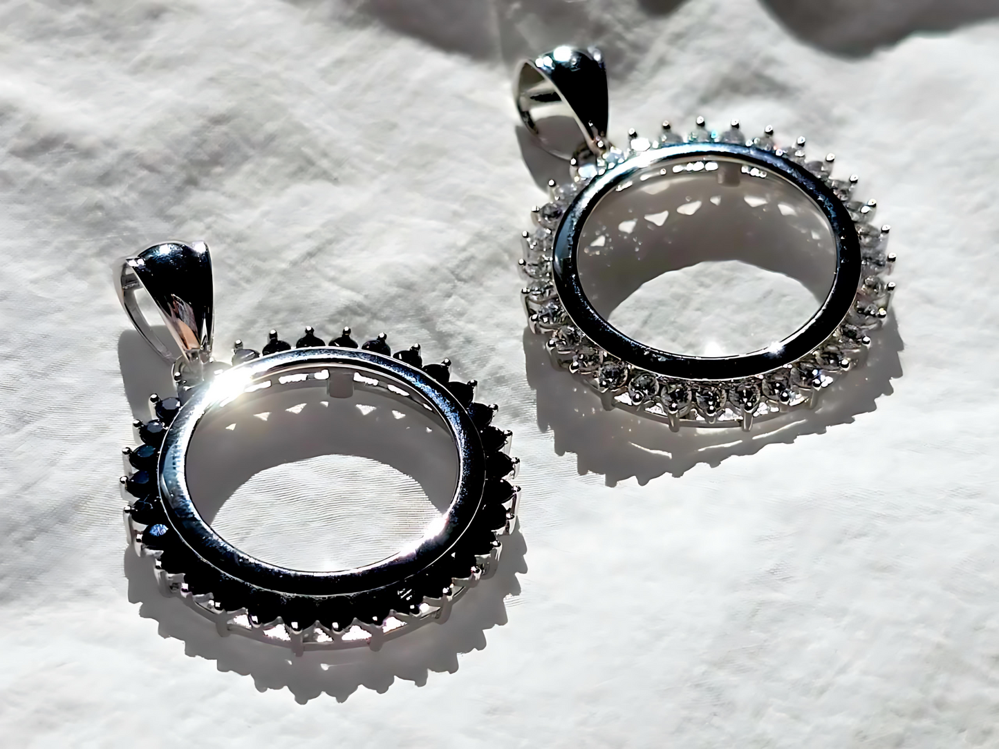 925 Sterling Silver Prong Back Cubic Zirconia CZ Halo Bezel for 19mm Penny 1 Cent Coins