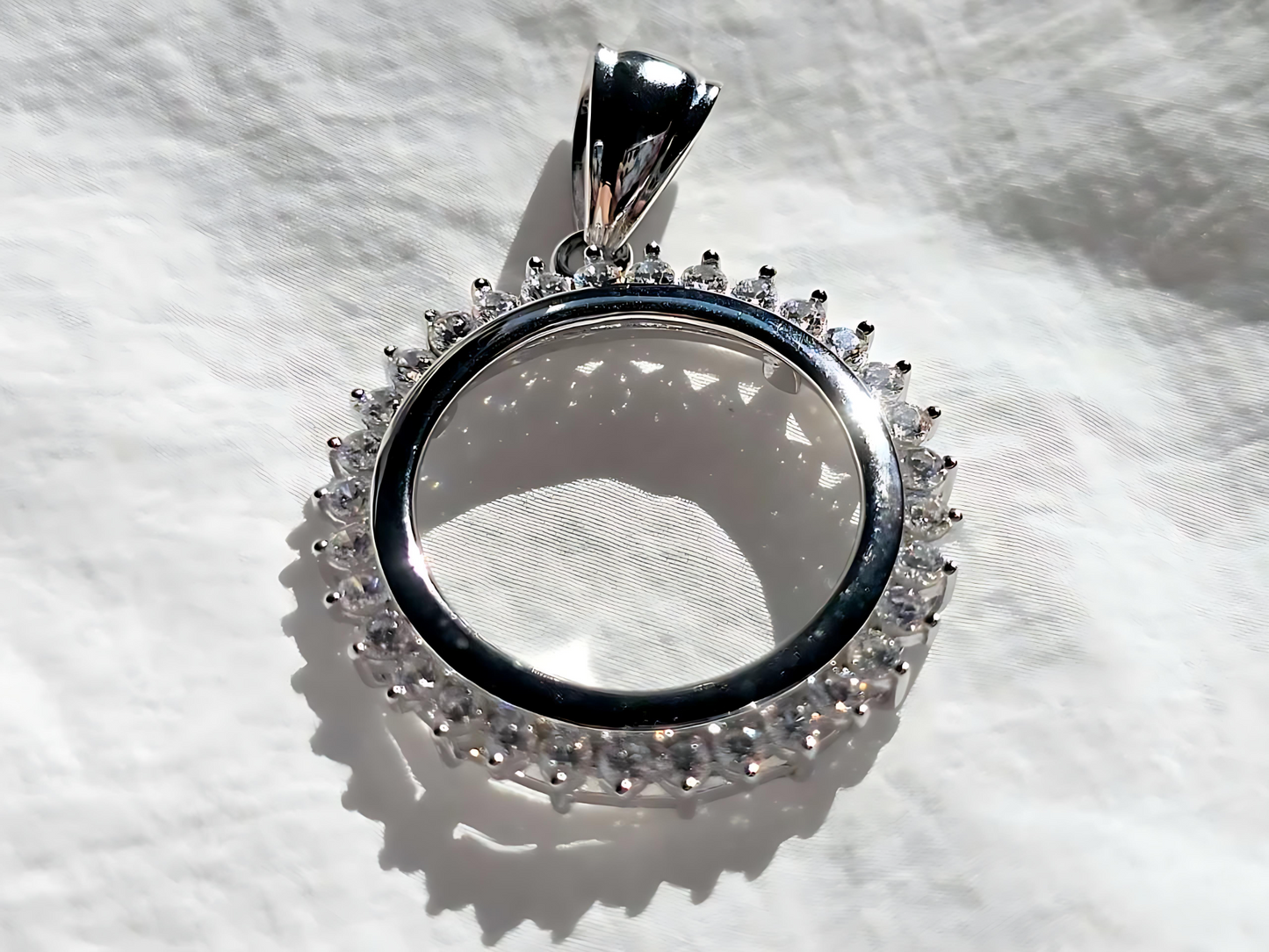 925 Sterling Silver Prong Back Cubic Zirconia CZ Halo Bezel for 19mm Penny 1 Cent Coins