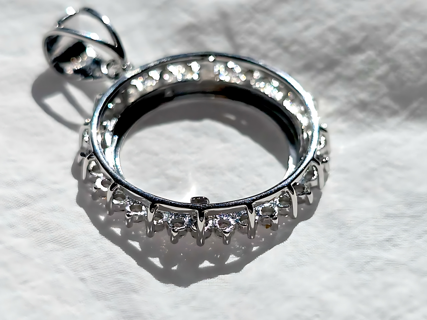 925 Sterling Silver Prong Back Cubic Zirconia CZ Halo Bezel for 19mm Penny 1 Cent Coins